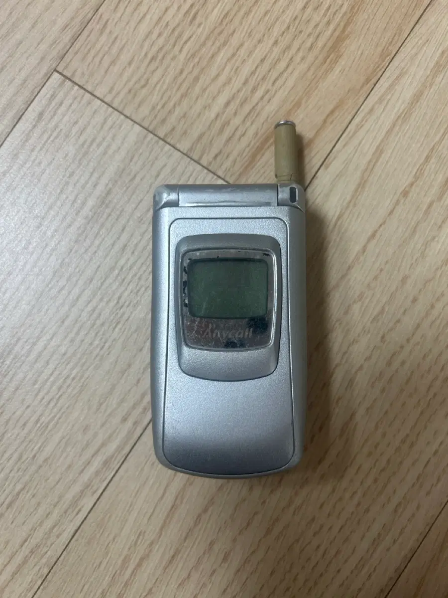 애니콜 cdma 2000 감성 고전 폴더폰