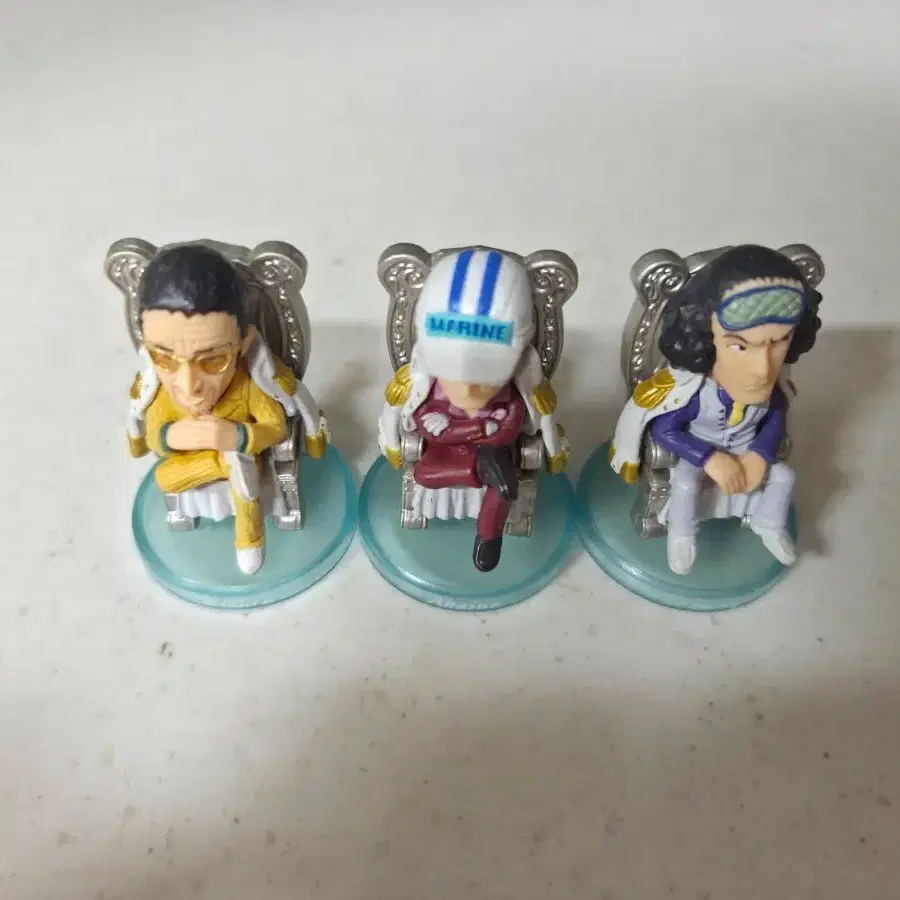 원피스 삼대장 (극초반 피규어)