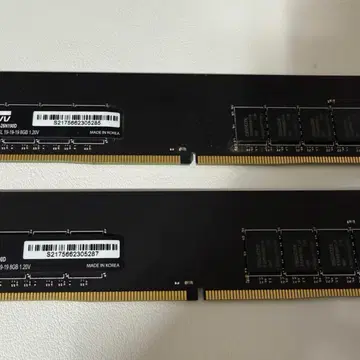 KLEVV DDR4 2666MHz PC4-21300 8GB 4枚 에센코어 KLEVV DDR4 2666 (PC4-21300) 16GB (8 x2) | 메모리/VGA