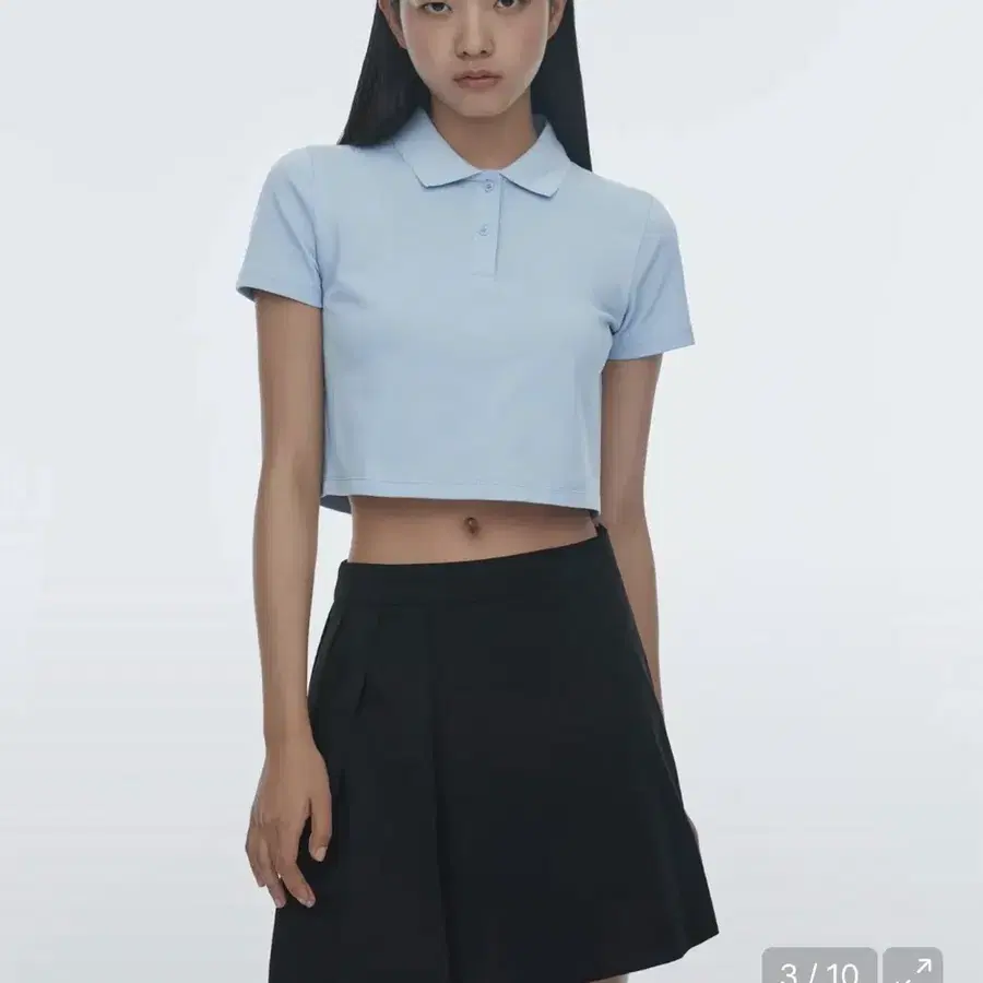 무탠다드 하프 플리츠 미니 스커트 블랙