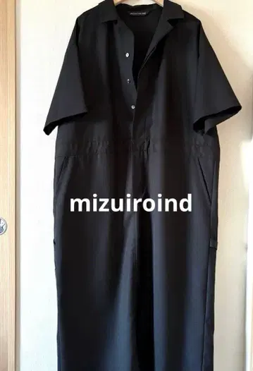 [새상품급] mizuiroind 미즈이로 인드 페인터 라이크 원피스 블랙 FREE