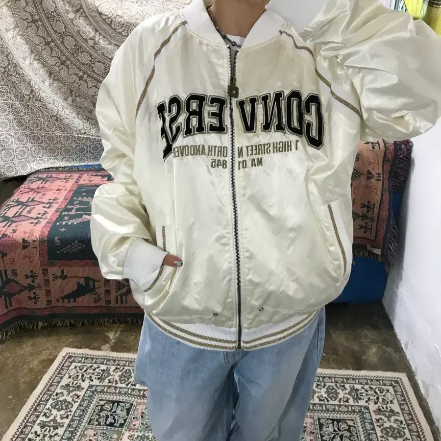 컨버스 빅로고 크림 바시티 자켓 (Z1715)