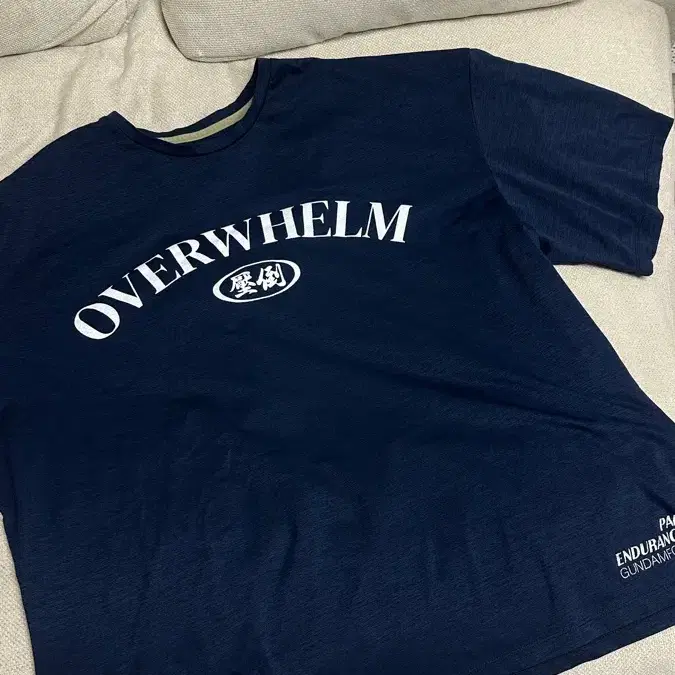 압도 OVERWHELM 반팔 티셔츠 다크네이비 M