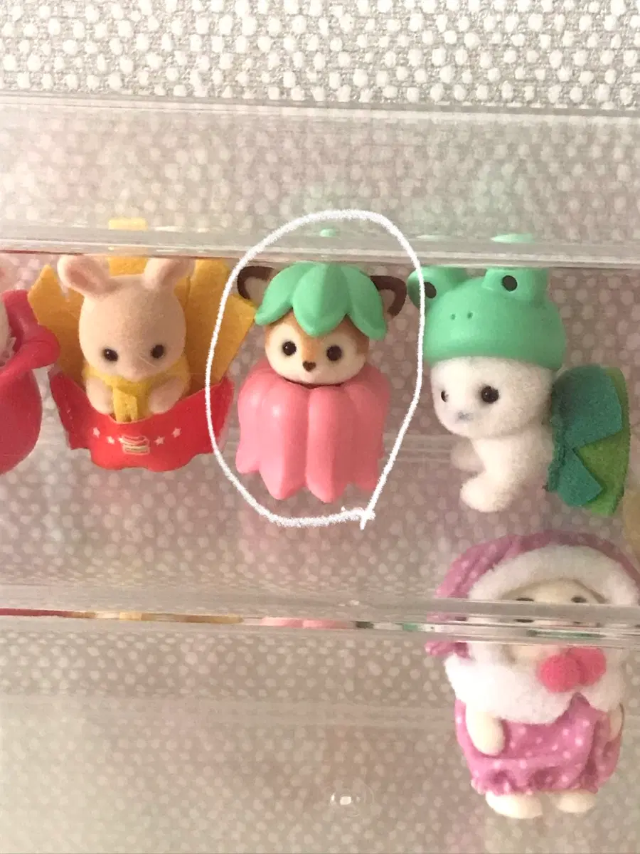실바니안 아기 요정의 숲 사슴