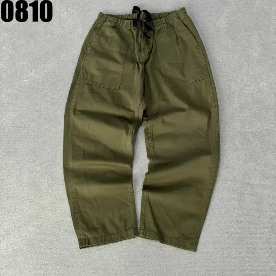 그러미치 카키 팬츠 m