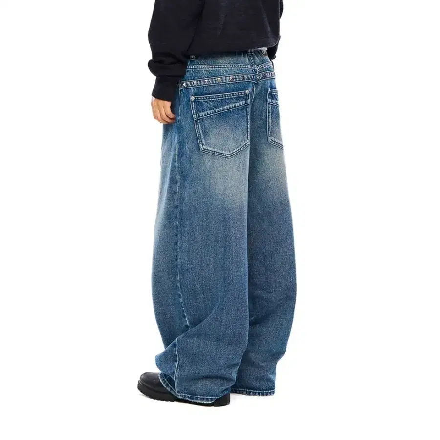 [2]아캄 Back Studded Denim Pants (Blue)
