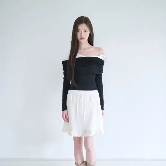 낫유어로즈(장원영 착용) lily top (black) 릴리탑