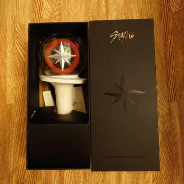 StrayKids 공식 응원봉