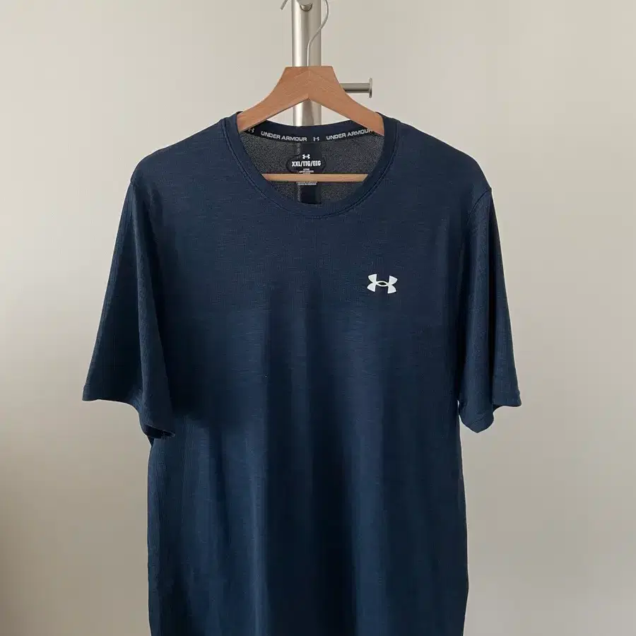 언더아머(Under Armour) 반팔 티셔츠