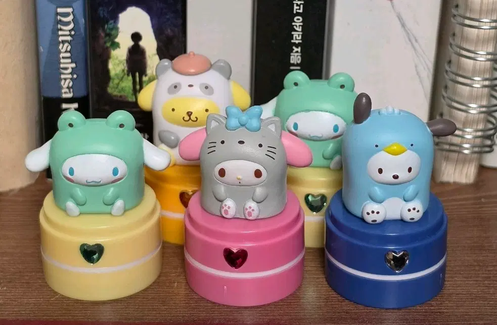 산리오 캐릭터 도장 피규어 4종 (시나모롤, 포차코, 마이멜로디, 폼폼푸린)