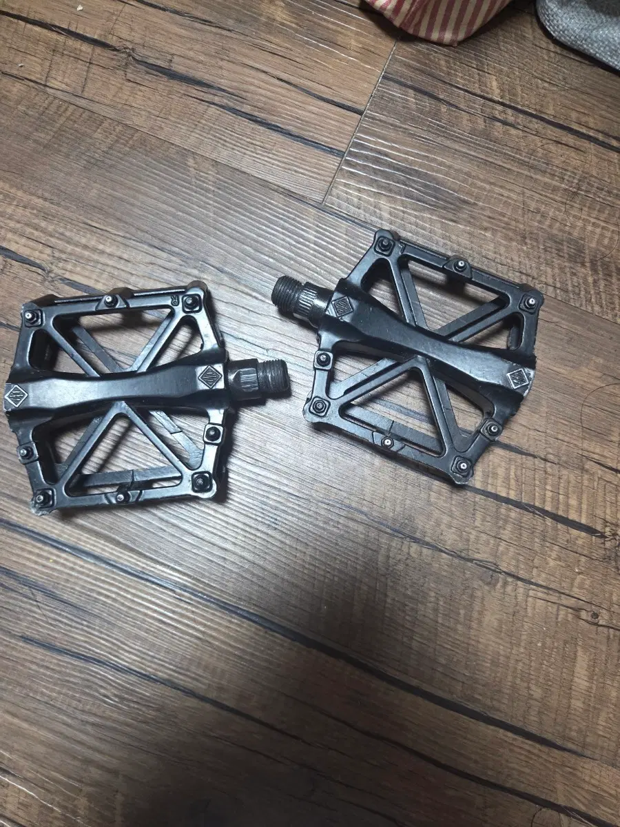 자전거 부품 일괄 판매
