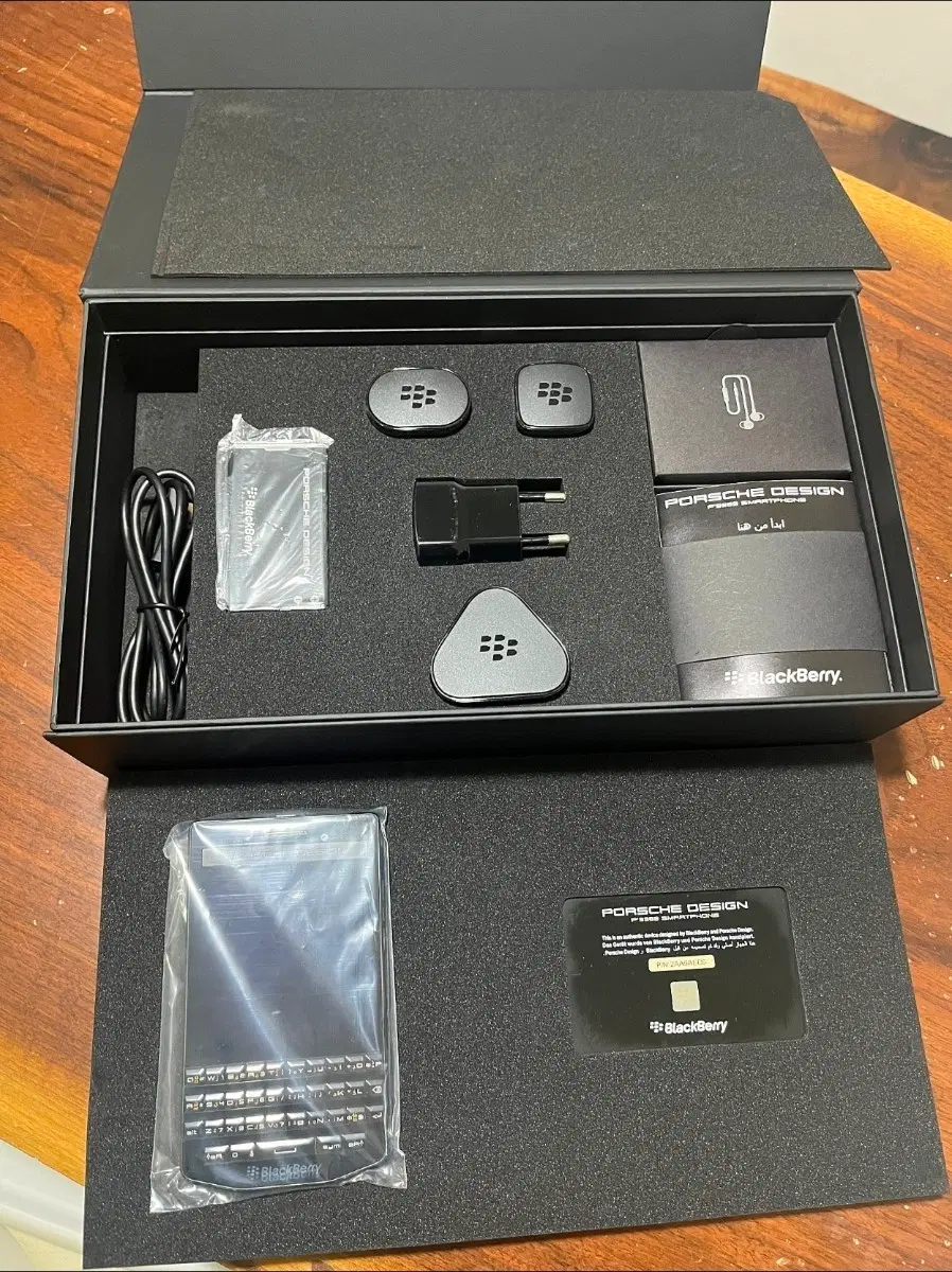 블랙베리 포르쉐 9983 새제품