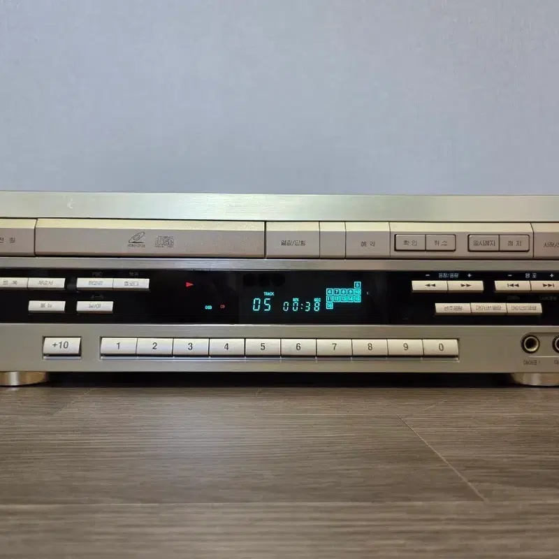 인켈 금장 CD 플레이어 VCDK-9070G,리모컨 포함,노래방 기능 탑재