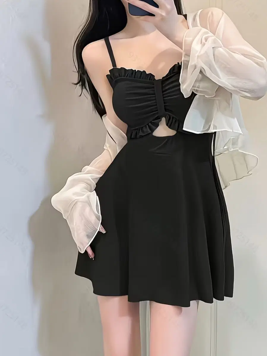 여자 수영복 블랙 원피스 프릴 가디건포함 판매