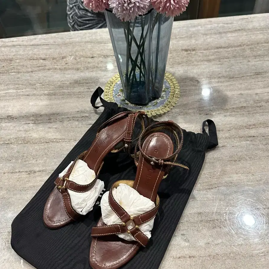 셀린느 샌들 브라운