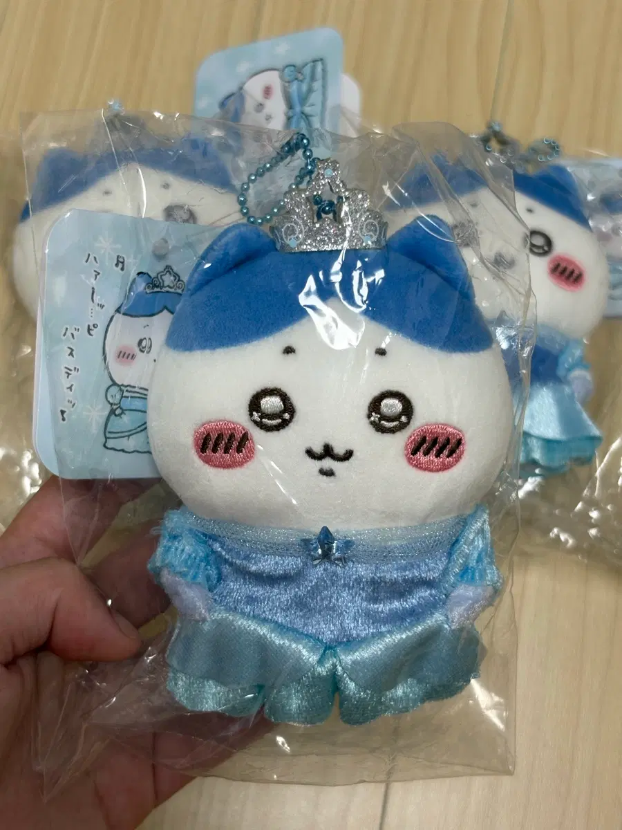 미개봉) 하치와레 프린세스 공주 생일 시리즈 누이 (새제품 마스코트 먼작귀 인형 치이카와랜드 우사기 왕자 퍼레이드 봉제인형 키링 푸와파)