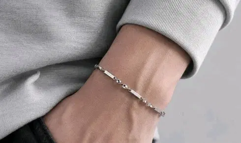 써지컬스틸 남자 뫼비우스 체인 팔찌 실버
