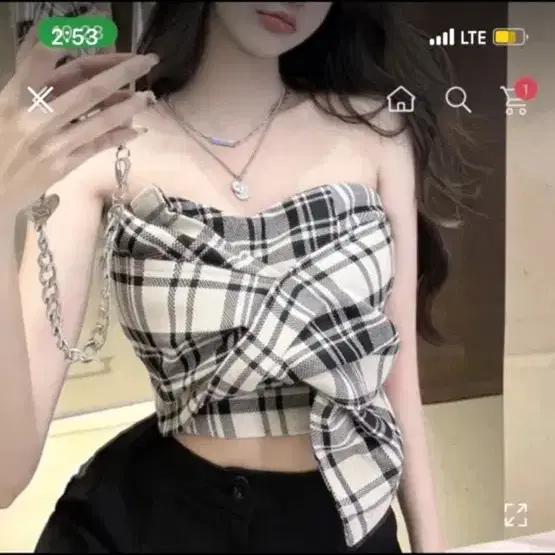 체크 오프숄더 튜브탑