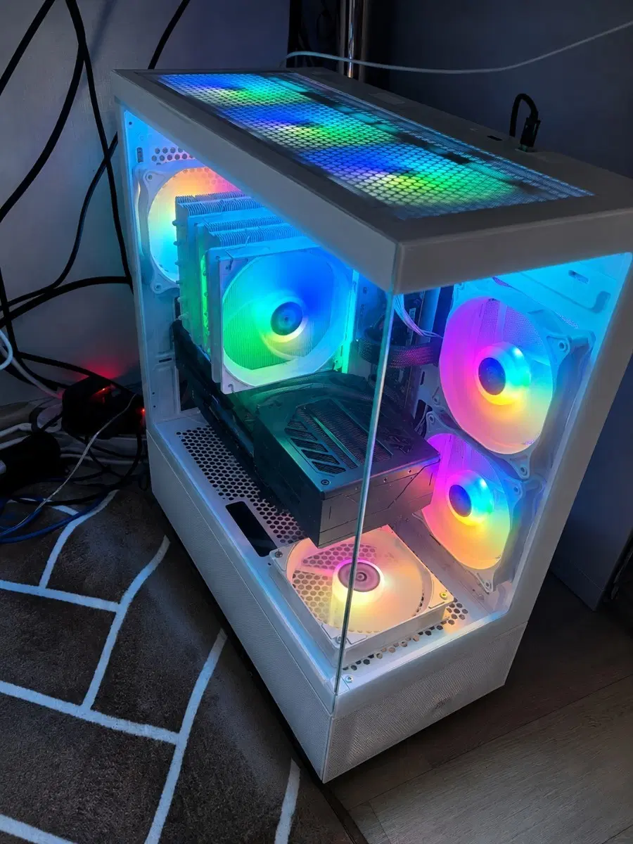 AMD 라이젠7 7800X3D 게이밍 PC 팝니다