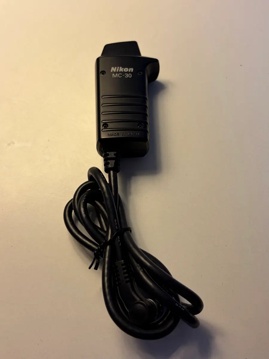 Nikon MC-30