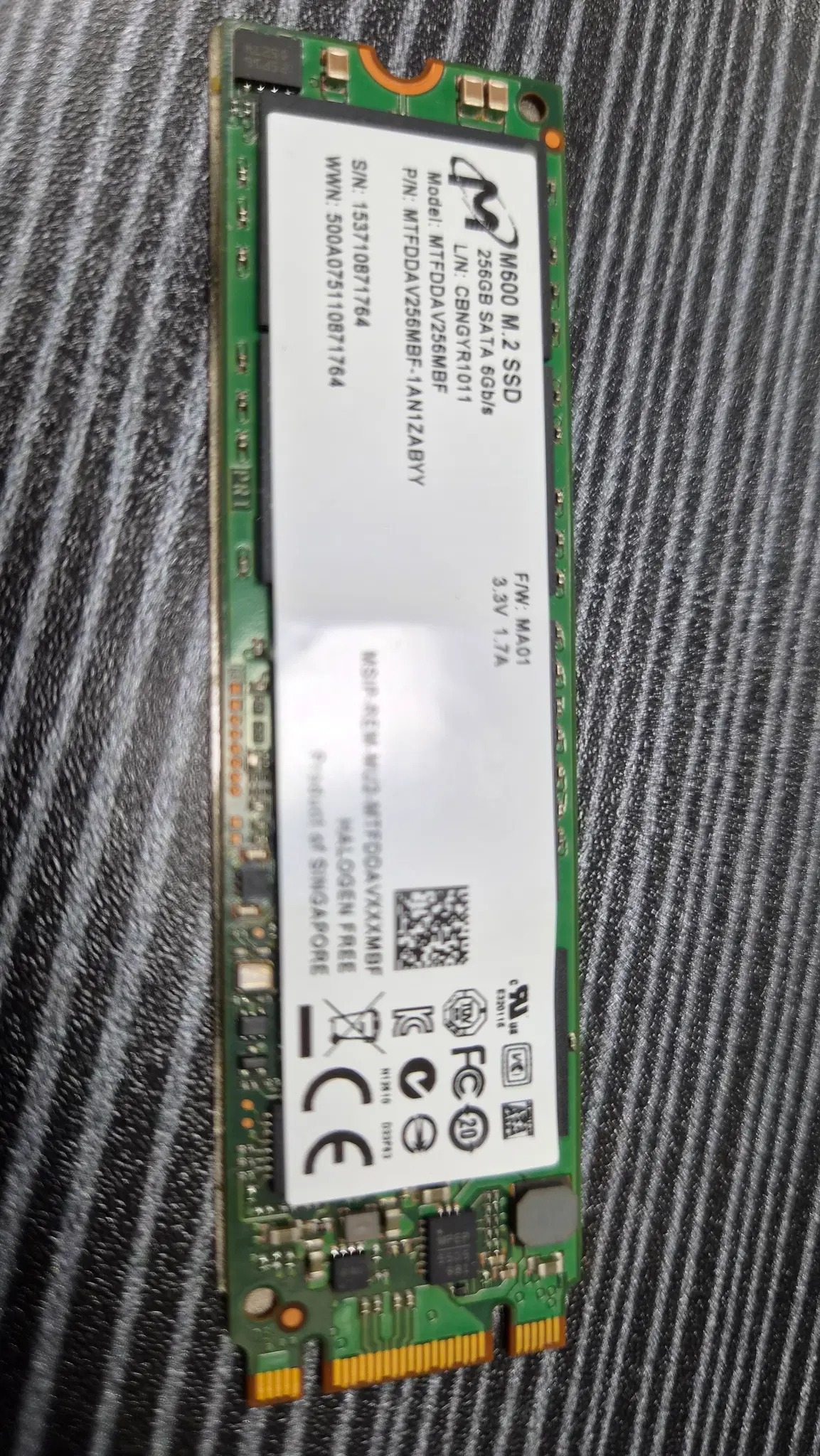 [당일 무료배송] 마이크론 M600 256G M.2 가성비 SSD 팝니다