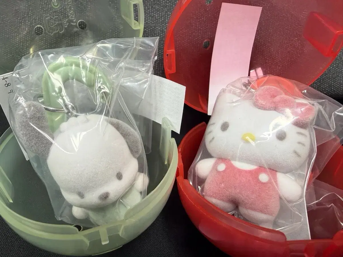산리오 카라비너 가챠 키티+포차코