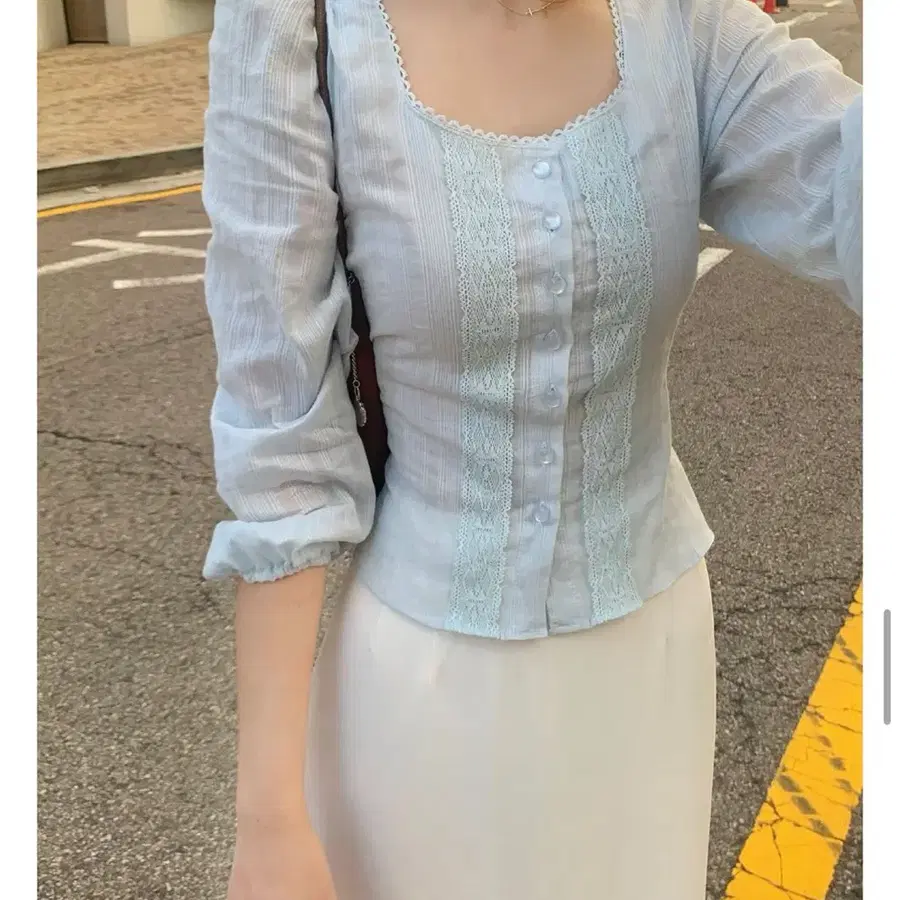 제니오 펄 에스닉 블라우스 베이비블루