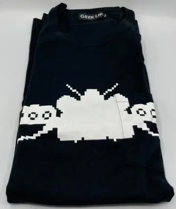 노츠 GEEK LIFE 티셔츠 갤럭시 포스 II 실루엣 + 원 포인트 스티치 포켓 블랙 XL 사이즈