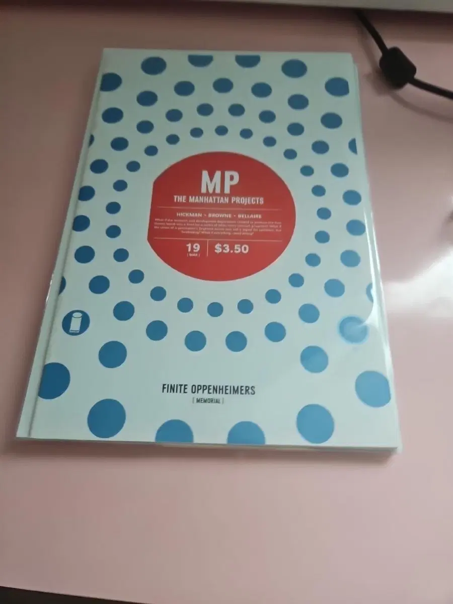 M / 2014 / THE MANHATTAN PROJECTS #19