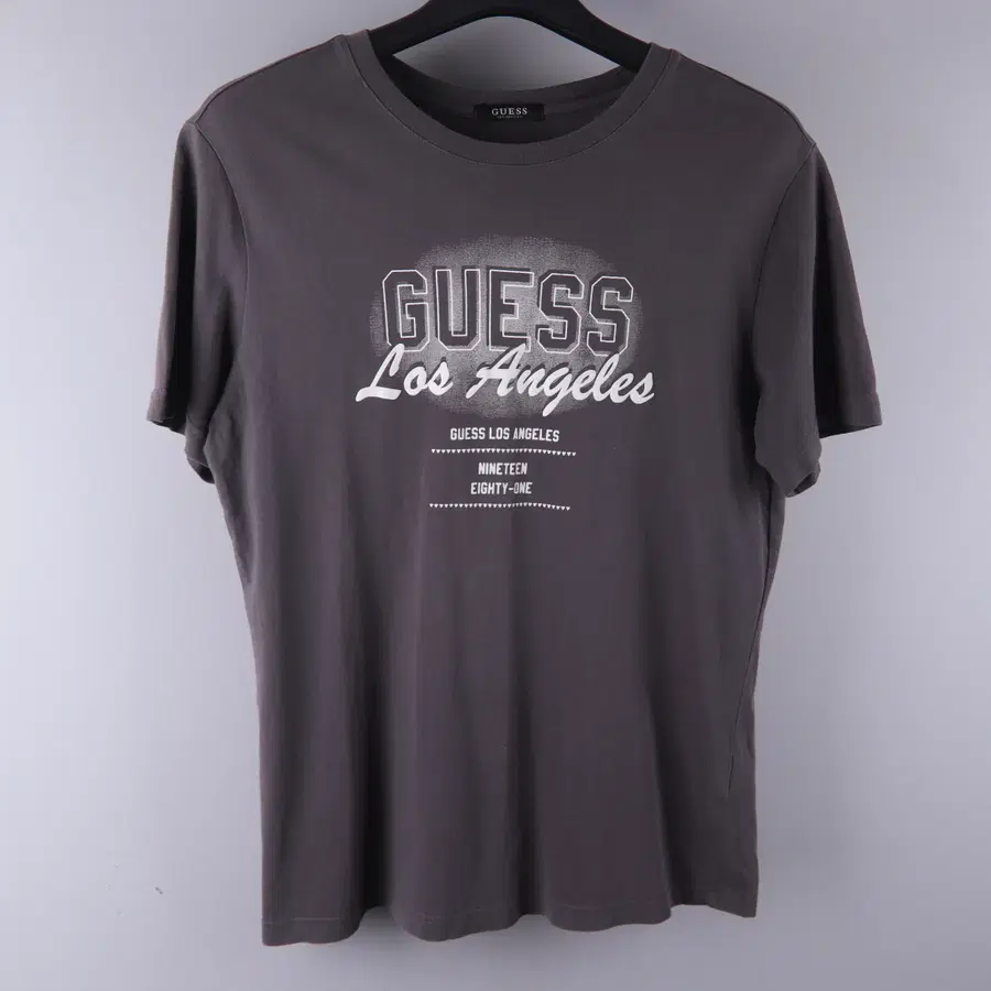 게스(GUESS) UNI 다잉 반팔 티셔츠 (L)