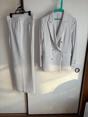 더블 브레스트 수트 셋업 아이보리