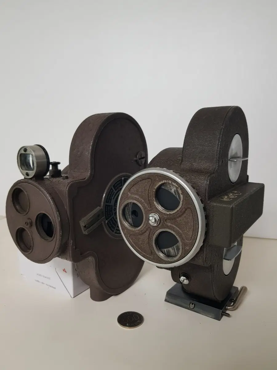 16mm 무비카메라 2개 일괄