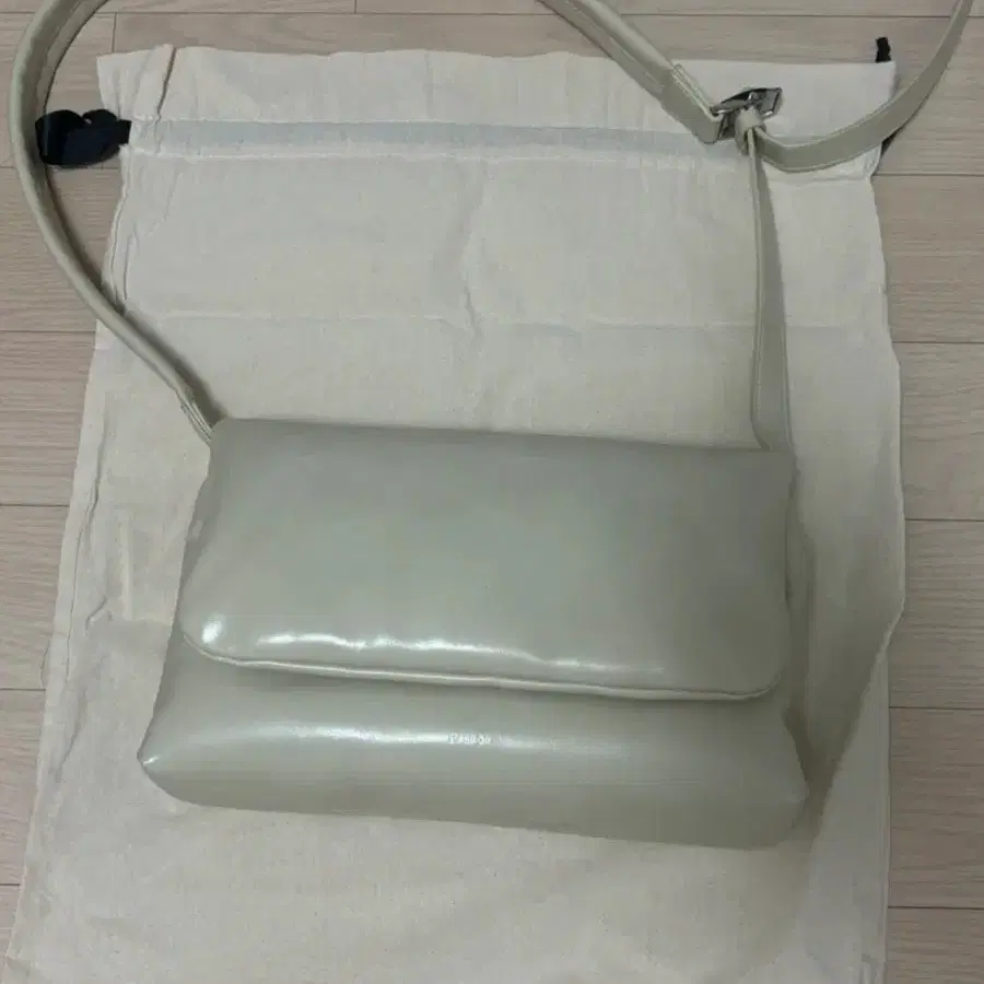 스탠드오일 플러피백 레귤러 바닐라