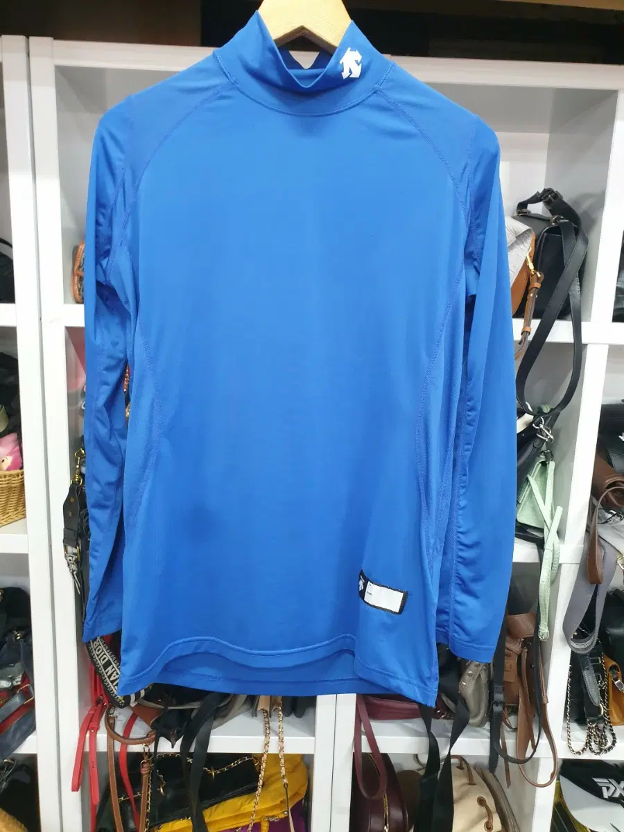데상트 기능성 티 2XL