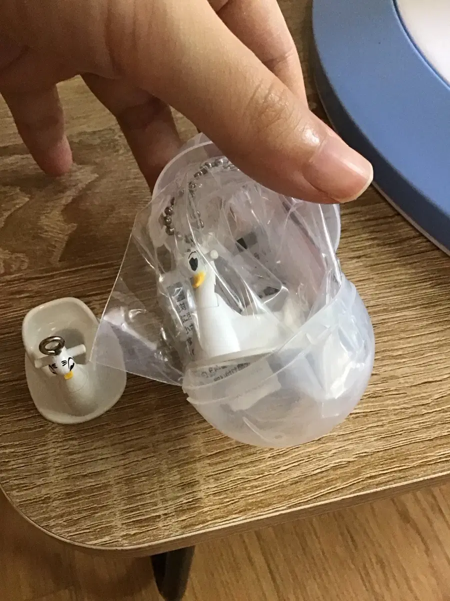 아기용품 가챠 백조모양 변기