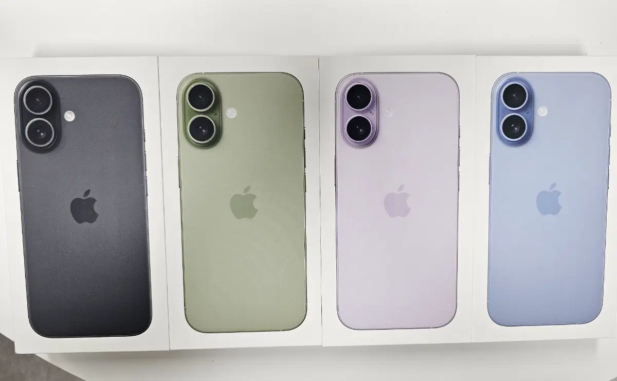 아이폰17 256G 미개봉 자급제 새제품 판매합니다.