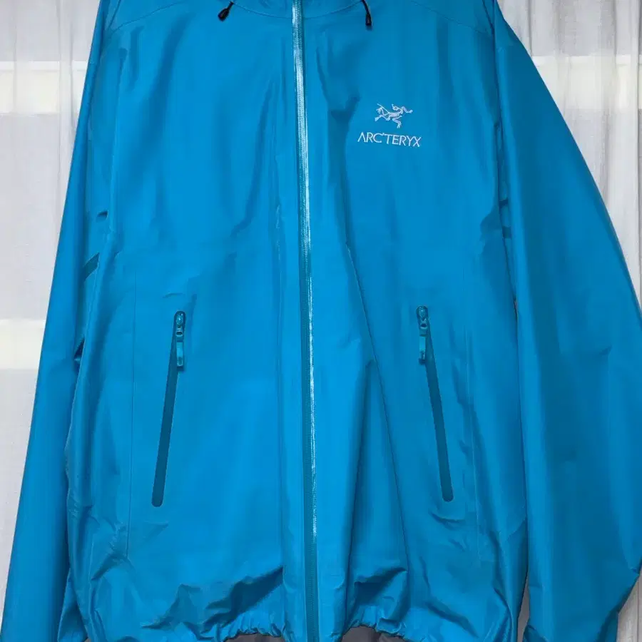 [이번 주만 이 가격] 아크테릭스 베타 LT 블루테트라 XL / Arcteryx Beta LT Blue Tetra XL