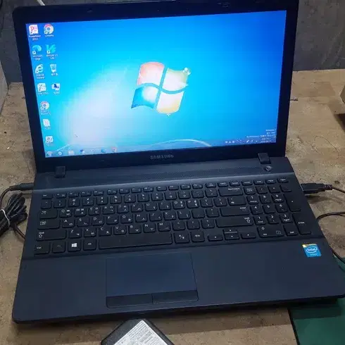 삼성노트북 NT270E5R CELEROM 2975 W (원도우7운영)