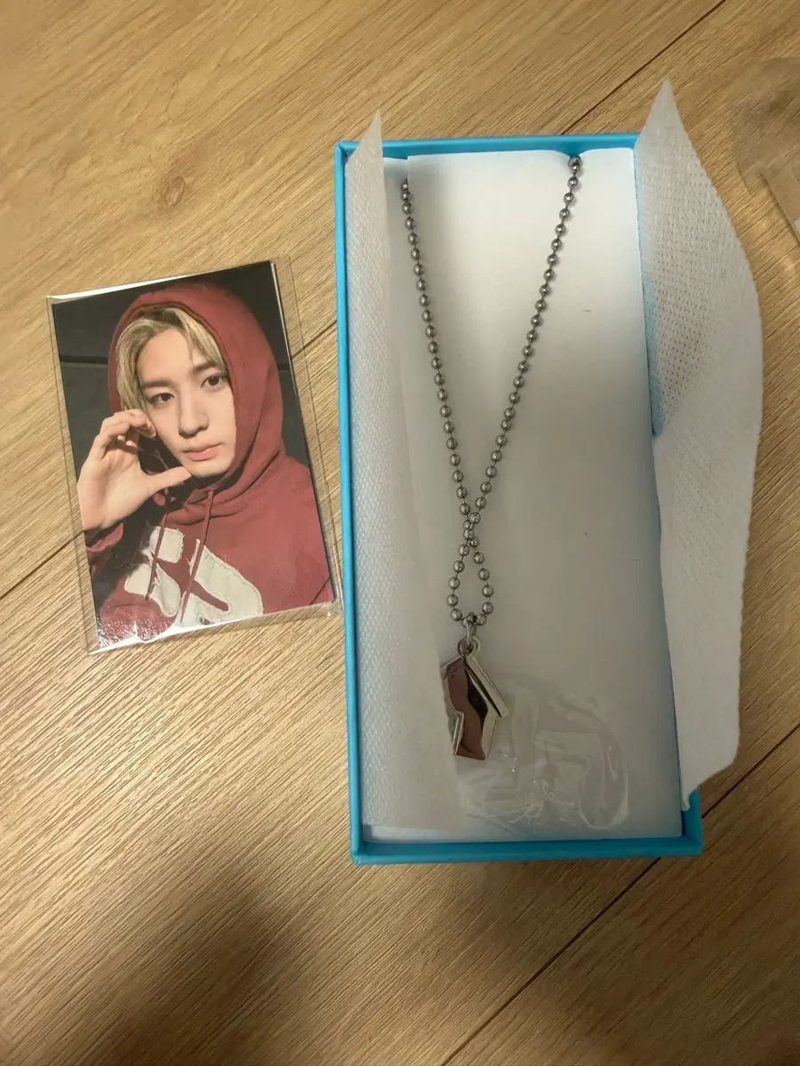 보넥도 이한 2주년 목걸이