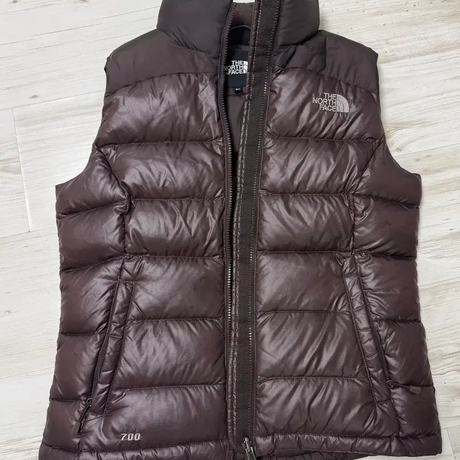 노스페이스 패딩조끼 여성 L 브라운