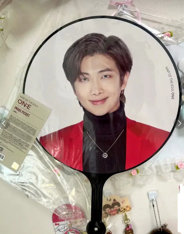 BTS 남준 RM 맵솔 원 이미지 피켓 맵 오브 더 소울 우치와