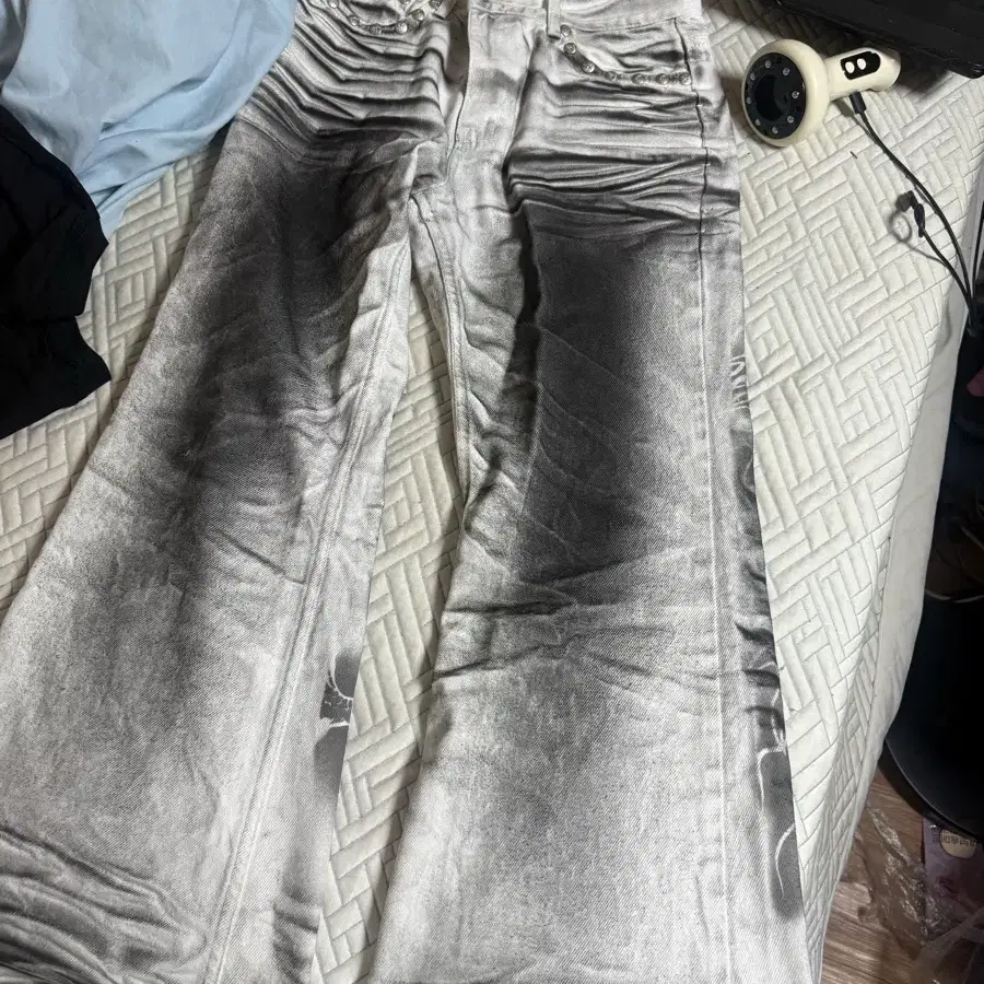 what the party dragon pants