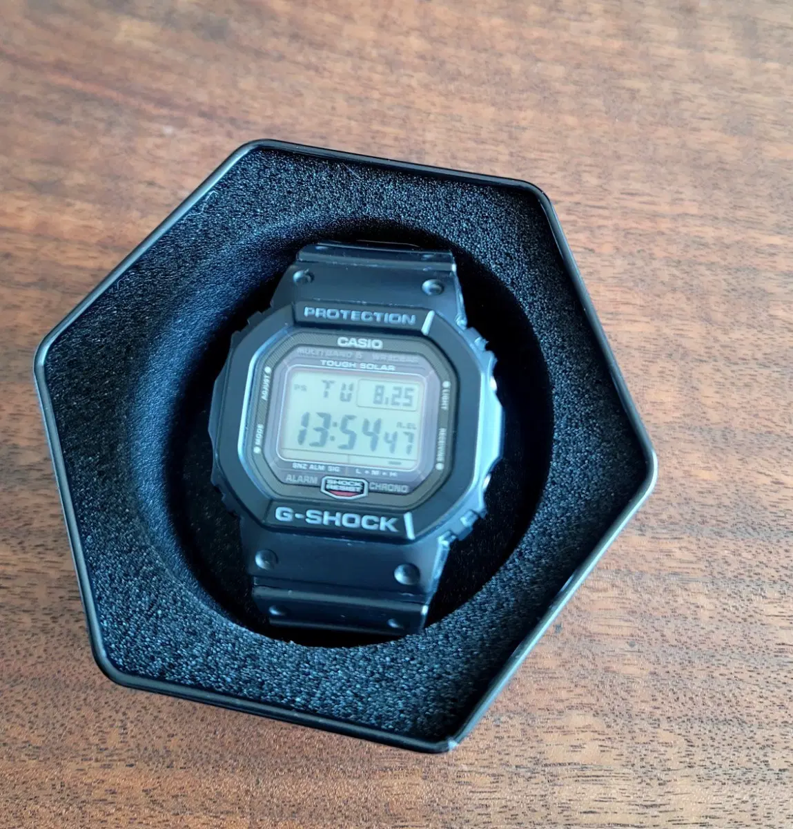 카시오 G-SHOCK GW-5000 멀티밴드 6 터프솔라 시계