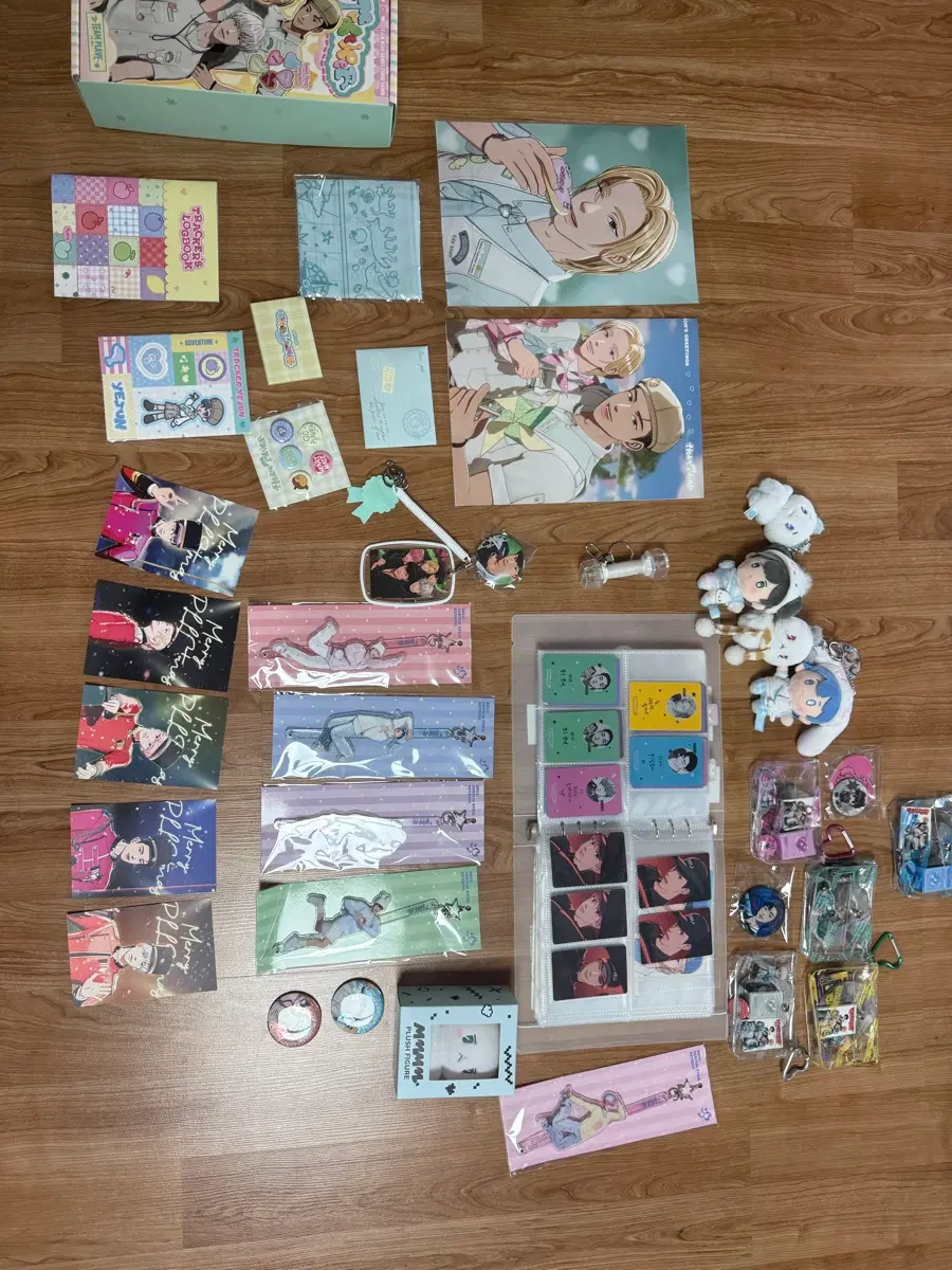 플레이브 포카, 앨범, 굿즈 한 번이 판매해요