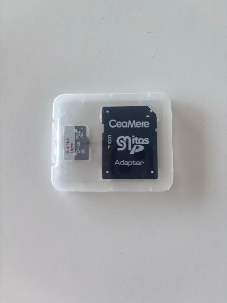 산디스크 sd메모리카드 64gb 팔아요.