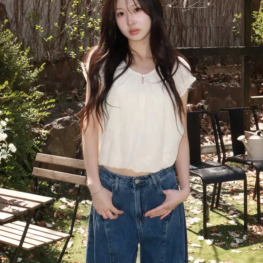 시프트에잇 퍼프 반팔 블라우스 아이보리