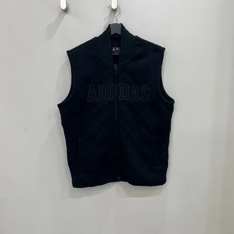 아디다스 퀄팅 봄버 베스트 자켓 r4463