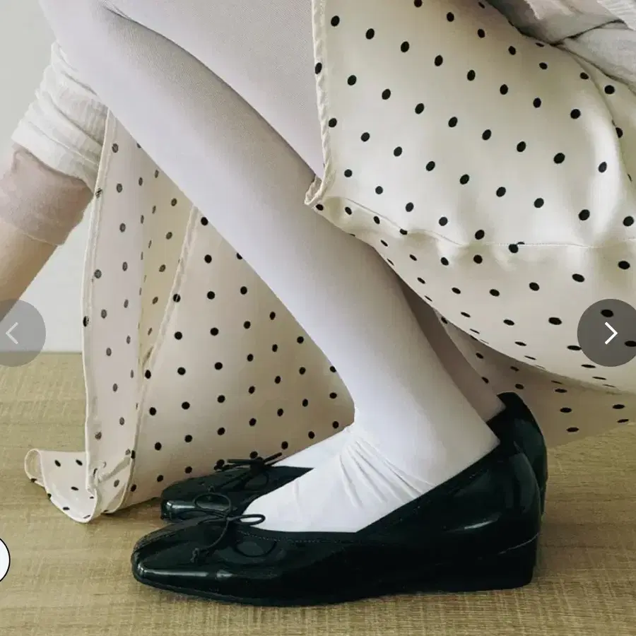 레이지앤 Alma 리본 스퀘어 웨지 펌프스 힐(3cm) 애나멜블랙 235