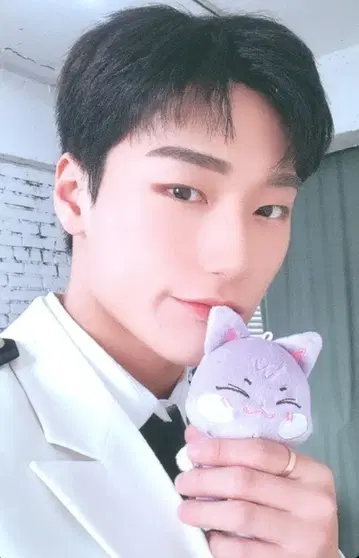 ATEEZ 키링 SAN ANITEEZ in ILLUSION
