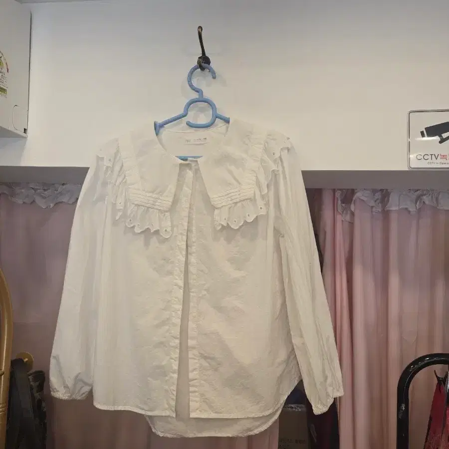 자라 프릴 블라우스